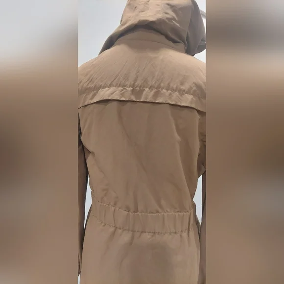 Tory Burch Tan Ruffle Front Trench Coat - Picture 8 of 10